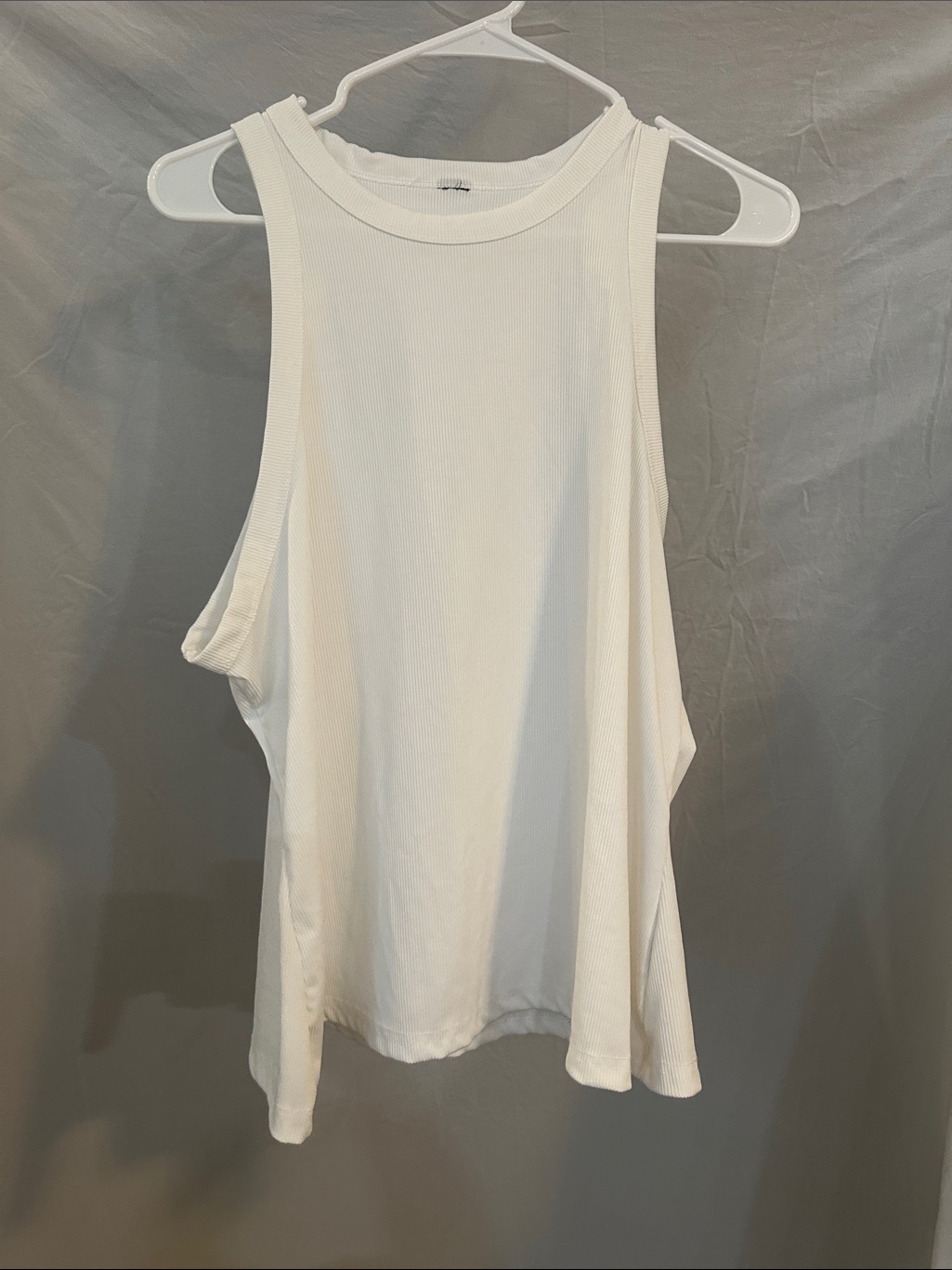 Women's White Sleeveless Ribbed Tank Top